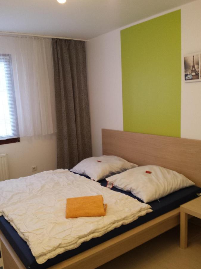 Jugendgastehaus Lichterfelde Hostel Berlin Bagian luar foto