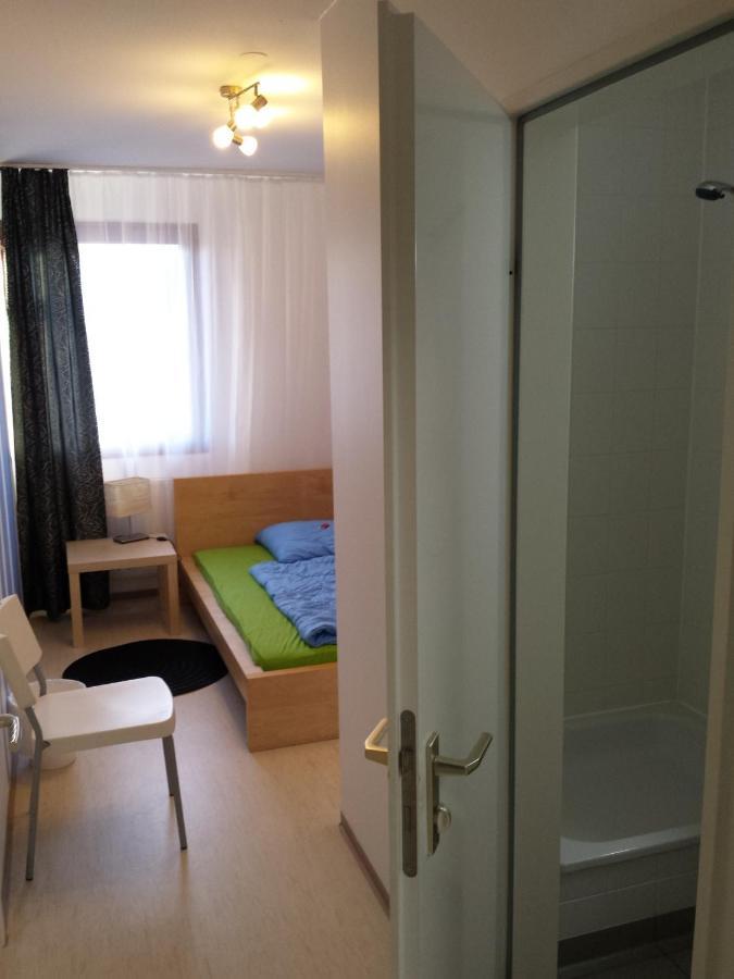 Jugendgastehaus Lichterfelde Hostel Berlin Bagian luar foto
